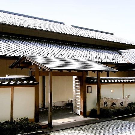 Menard Aoyama Resort: Wafukan Utatsukasa Iga Zewnętrze zdjęcie
