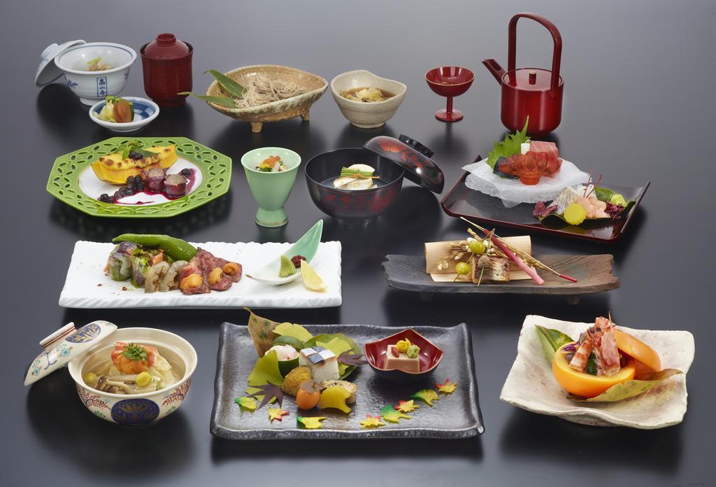 Menard Aoyama Resort: Wafukan Utatsukasa Iga Zewnętrze zdjęcie