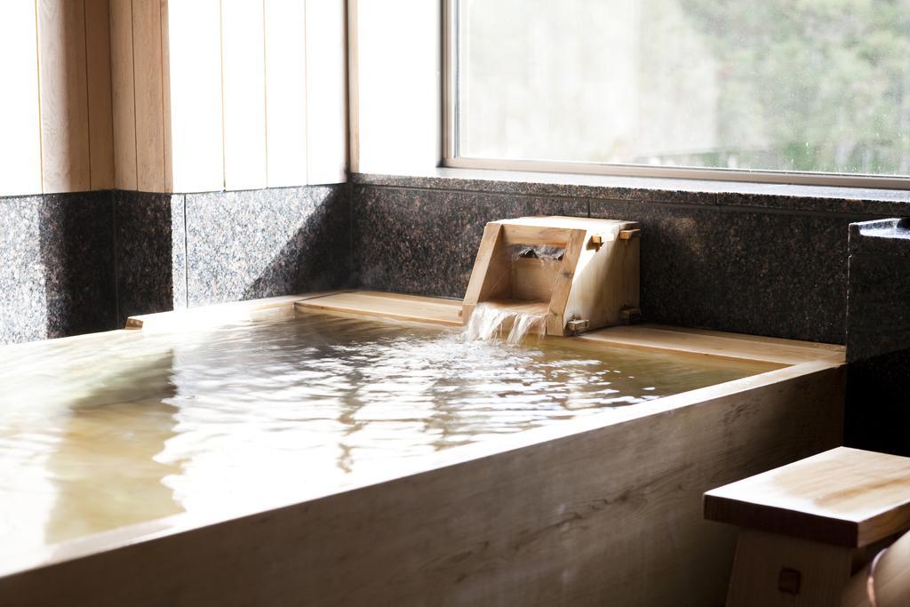 Menard Aoyama Resort: Wafukan Utatsukasa Iga Zewnętrze zdjęcie